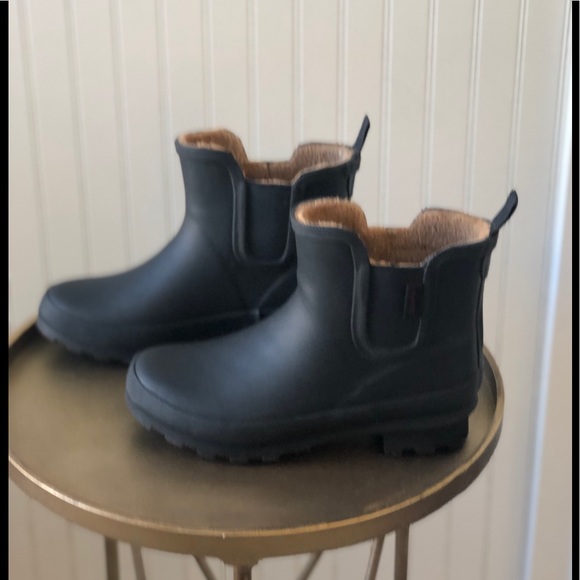 chooka plush chelsea rain boots